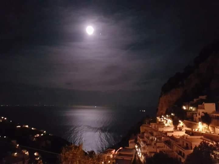 Casa Enzo Con Vista Mare Apartman Amalfi Kültér fotó